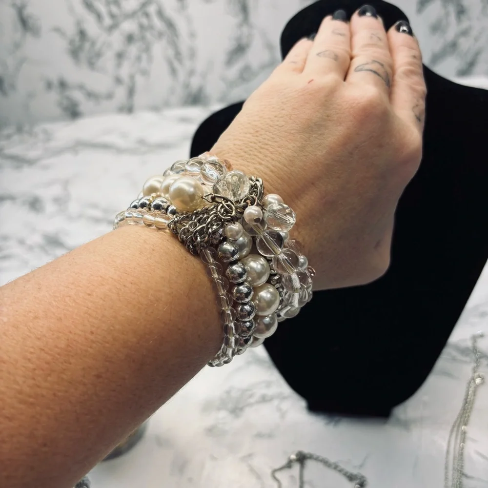 Elegant Pearl and Silver Bracelet Set